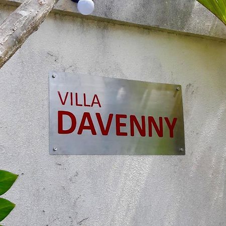 Villa Davenny Seminyak Exterior foto