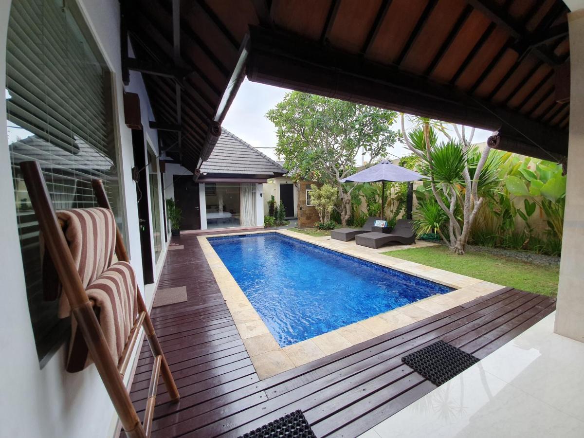 Villa Davenny Seminyak Exterior foto
